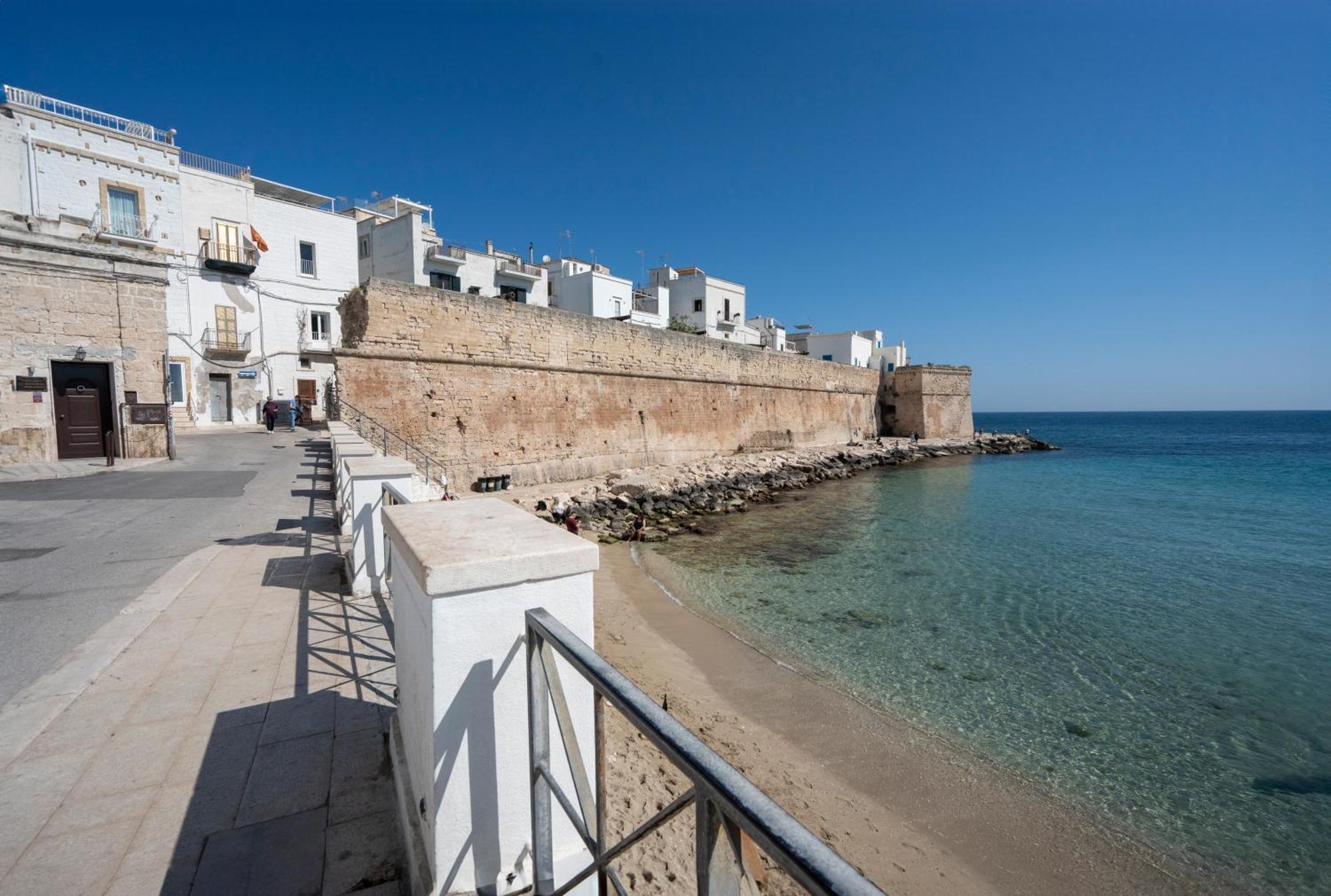 Heart Of Monopoli Apartments Near The Sea Екстериор снимка
